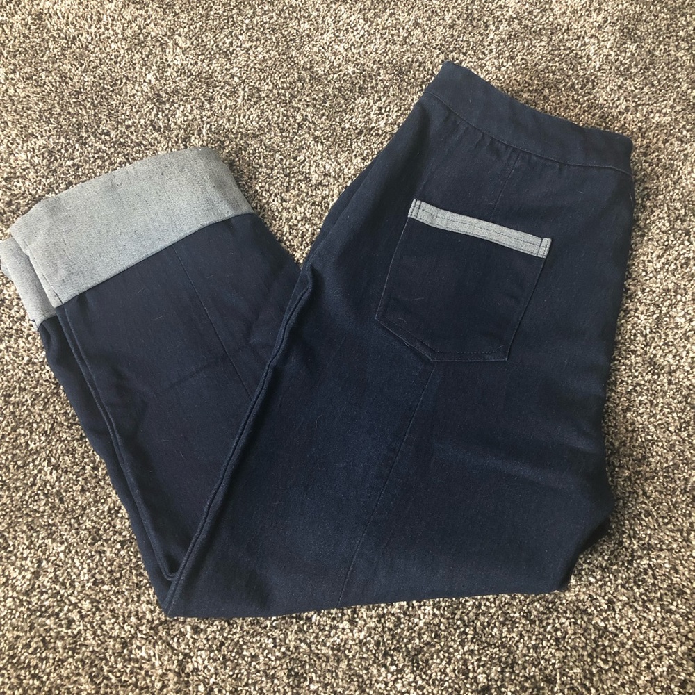 Sourpuss Capris